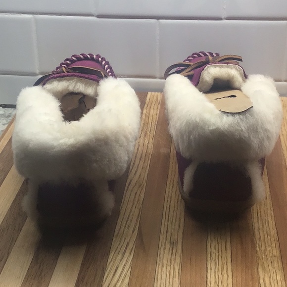 Wicked good moccasins (bramble berry) size 8 NIB - Picture 13 of 13